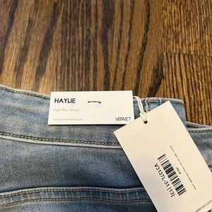 Vervet High Rise Skinny Jean